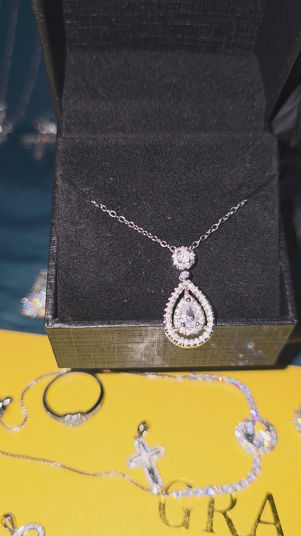 .925 sterling silver necklace + pendant