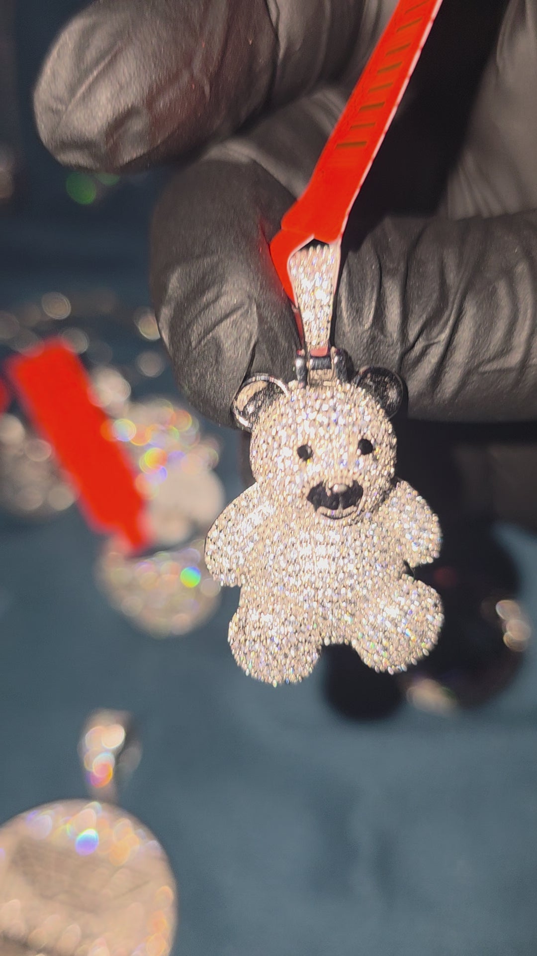 .925 sterling silver bear pendant